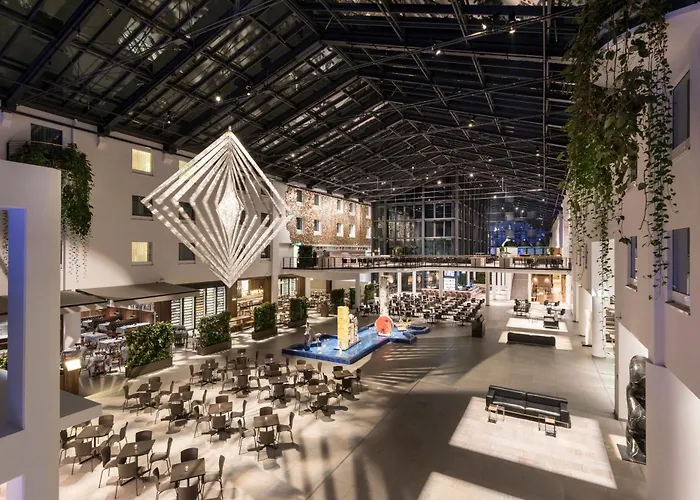 Beste Hotels am beliebten Tempelhofer Feld